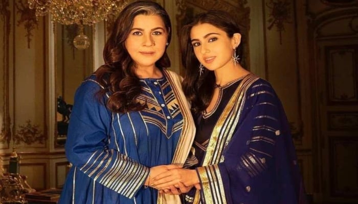 Sara Ali Khan with mom Amrita Singh visits Ajmer Sharif, shares pictures from Jaipur trip