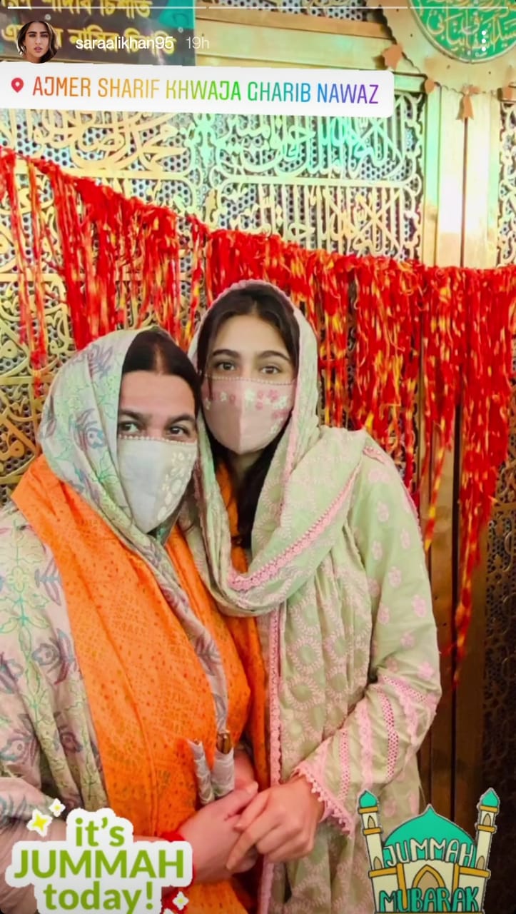 Sara Ali Khan with mom Amrita Singh visits Ajmer Sharif, shares pictures from Jaipur trip