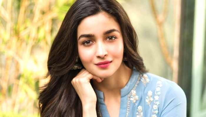 Alia Bhatt launches her own Eternal Sunshine Productions house, announce first project with Red Chillies