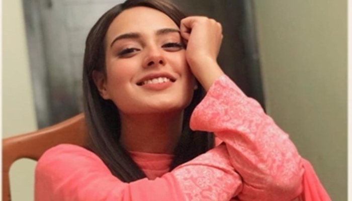 Iqra Aziz wins hearts as she shares inspirational words said by Emma Watson