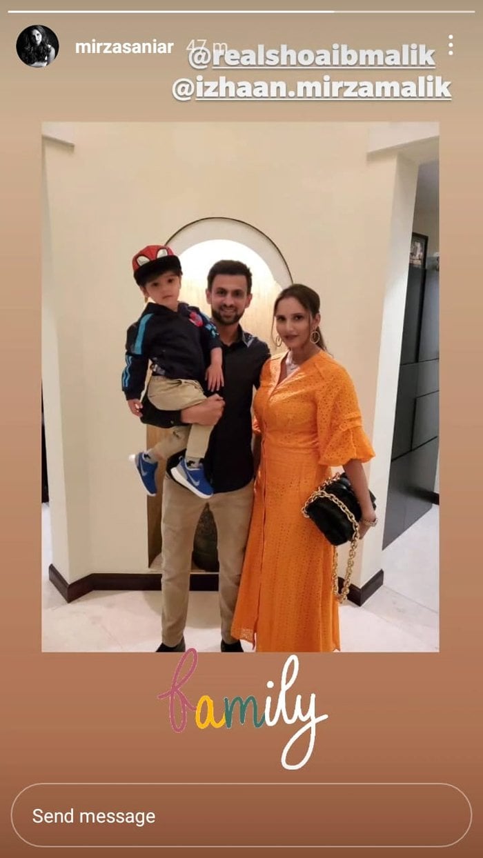 Sania Mirza treats fans with an adorable family picture on Instagram