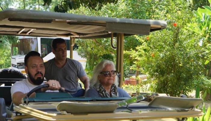 Salman Khan enjoys vacation in Rajasthan, goes on Safari with bodyguard