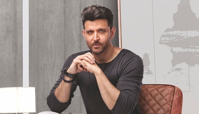Hrithik Roshan smiles in latest snap, recalls the time when it used to be difficult for him to laugh on screen