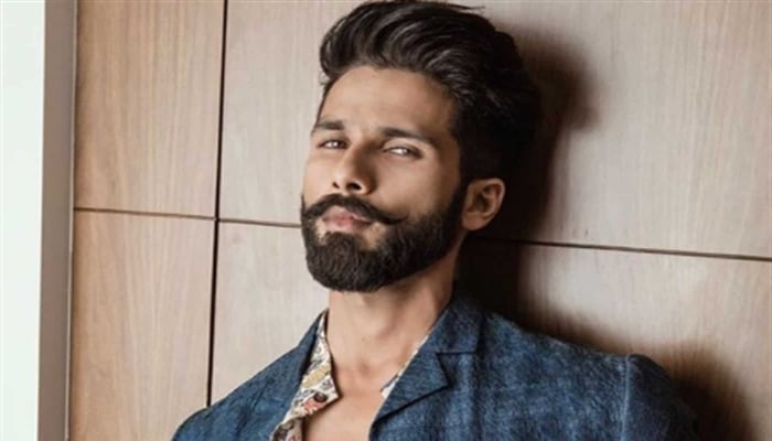 Shahid Kapoor expresses gratitude to fans on completing 18 Years in  Bollywood
