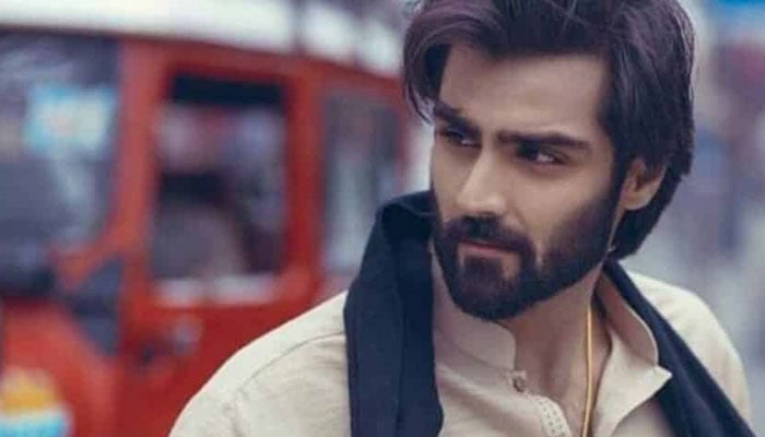 Model Hasnain Lehri's father passes away