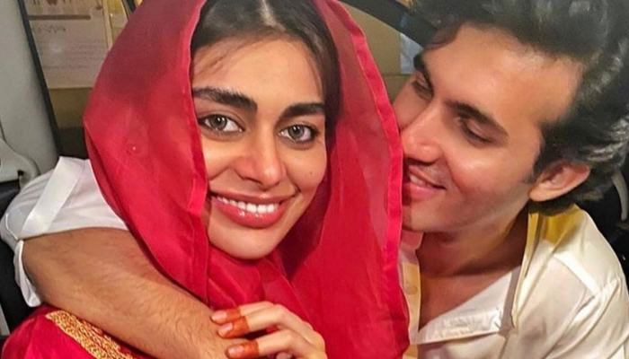 Shahroz Sabzwari, Sadaf Kanwal get COVID-19 vaccination