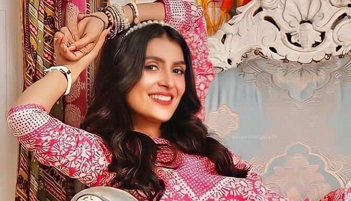 Ayeza Khan reaches 50K followers on TikTok