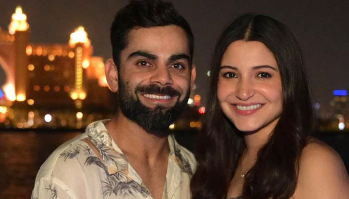 Anushka Sharma cuts in Virat Kohli's chat session with fans: 'Where have you kept my headphones?'