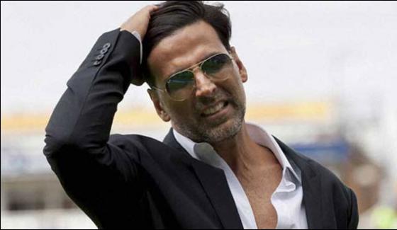 Akshay Kumar Detained At Heathrow Airport