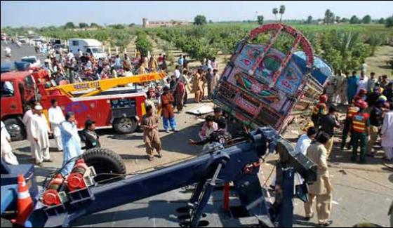 5 Dead In Mirpur And Sheikhupora Traffic Accidents