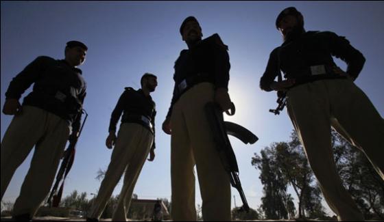 Police And Intelligence Agencies Arrested 4 In Operation At Muzaffargarh