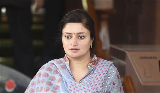 Bjp Woman Parliamentarian Falls Into Drain And Injured In Jamnagar