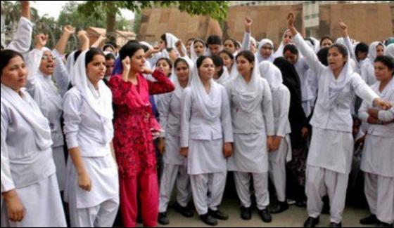 Notices Issued To The Nurses Protest In Multan