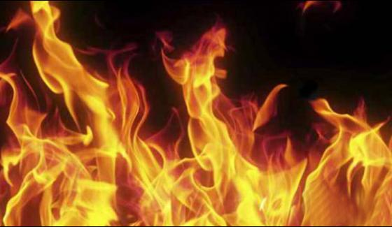 Fire 2 Stores In Sargodha