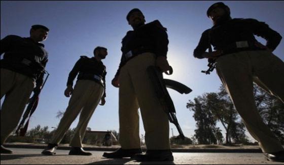 Peshawar Police Arrests 100 In Search Operation