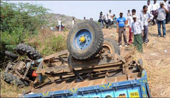 Road Accident In Multan 4 Children Killed