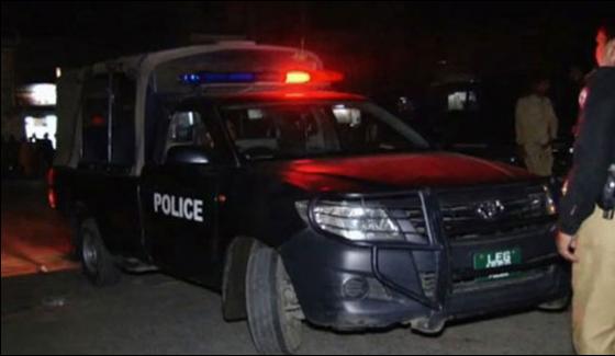 Police Raided House In Lahore Without Warrant Beatsdown Family