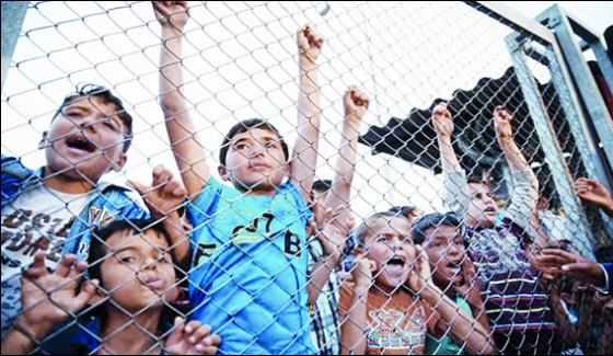 Europe Abusive Threatening Thousand Of Refugee Children Climb Into Hands Criminal Burda
