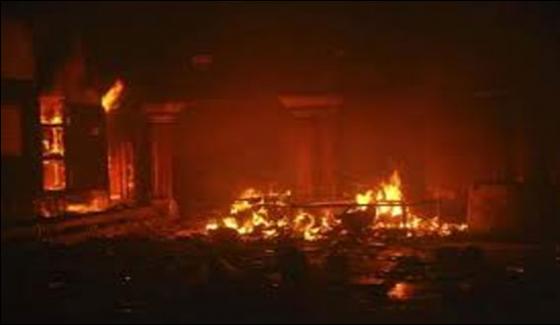 3 Injured In Rawalpindi Imperial Market Fire