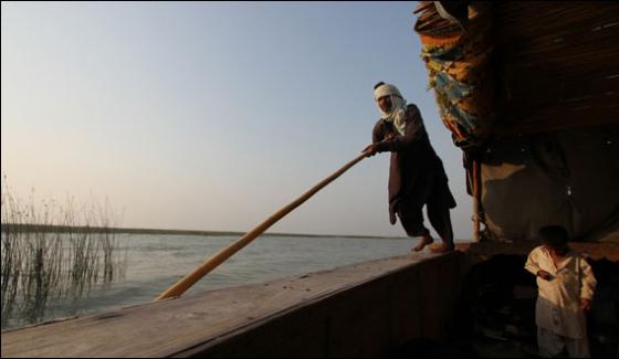 Thatta Ship Sank In River 15 Fisherman Missing