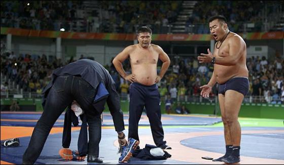 Rio Olympics Mongolian Coaches Strip In Protest As Wrestler Denied Bronze
