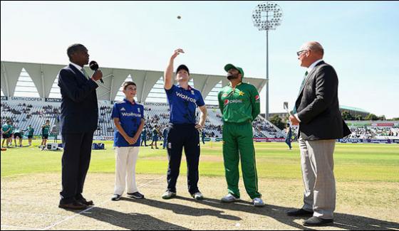 Unchanged England Win Toss And Bat Firs Against Pakistan