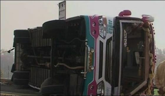 6 Injured In Multan Bus Accident