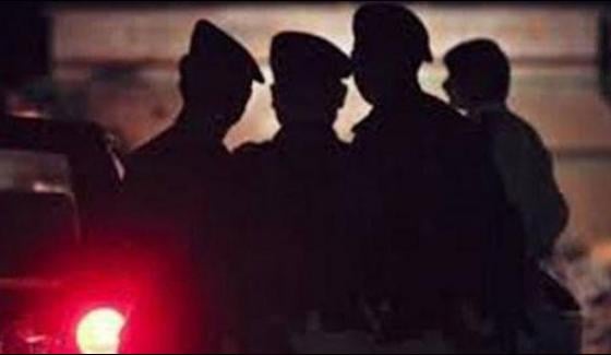 Police Reportedly In Sahiwal 3 Dacoits Killed