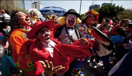 Clowns Attended The Annual Convention Of Mexico