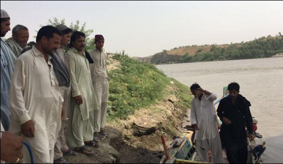 Woman Suicide Attempt With 3 Toddlers In Nowshera Kabul River Toddlers Died