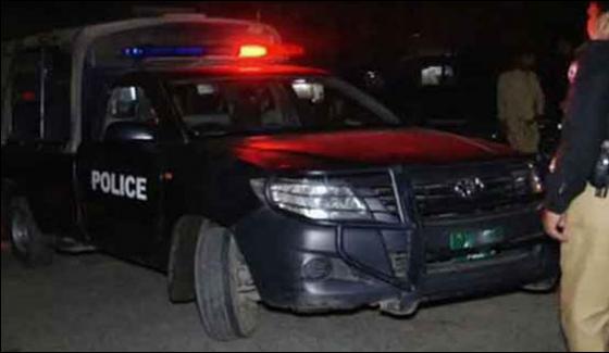 Qasur Suspected Police Encounter 1 Dacoit Dead 3 Escape