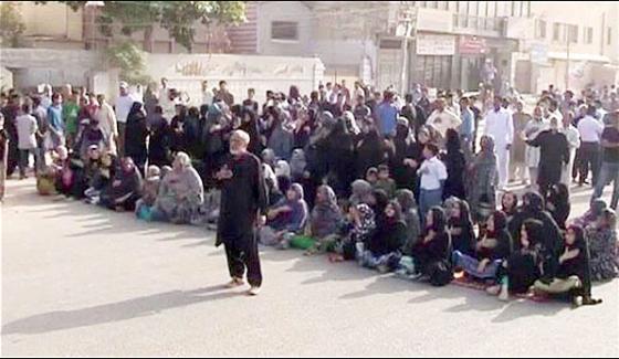 Malir 15 Police Protestors Clashes In Demonstration Against Religious Leaders Arrest In Karachi