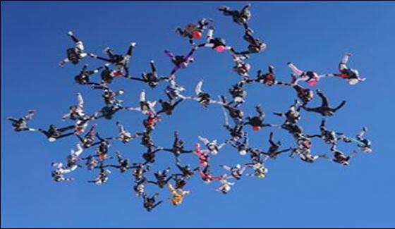 Sky Divers Makes Their Names In To World Record Book