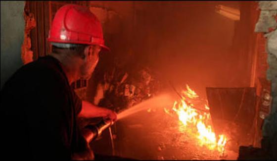 Karachi Garments And Cardboard Factory Fire Was Brought Under Control