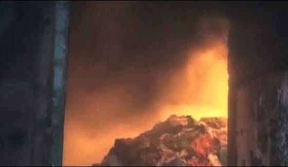 Karachi Fire Burnt Household Goods Residential Building