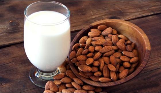 Eat Almonds Daily To Protect From Disease
