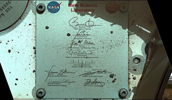 Obama Signed The Plaque Thanked Nasa Sent To Mars