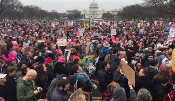 Hundreds Of Thousand Women Marched In Washington All The Night