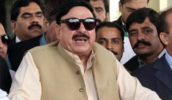 Sheikh Rasheed Talking To Media