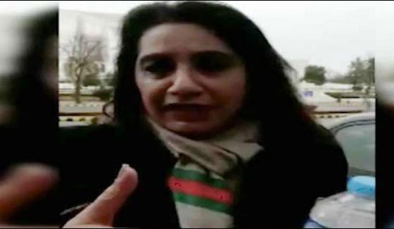 Pti Women Leader Intrence Without Cnic