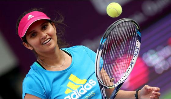 Sania Mirza Now Trained Tennis To Kids