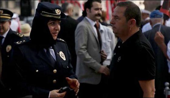 Turkey Reverses Female Military Officers Headscarf Ban