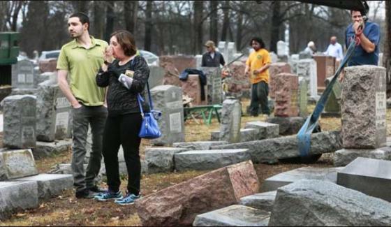 Muslim American Activists Raising Funds To Help Repair Jewish Cemetery Damages