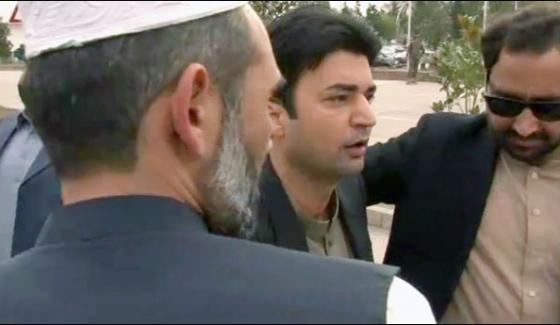 Defending Phateechar Comments Pti Leader Scuffles Outside National Assembly