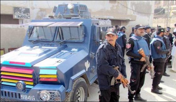 6 Criminals Arrested And Huge Weapons Cache Found In Raids And Operation In Areas Of Karachi