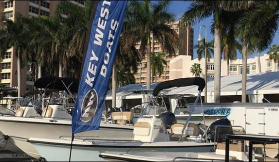 Annual Boat Show Begins In Usa