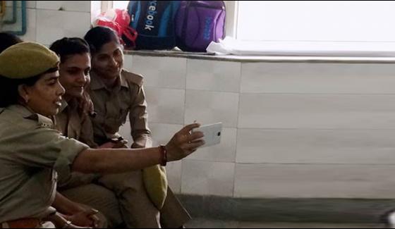 Lucknow Female Cops Suspended After Taking Selfies