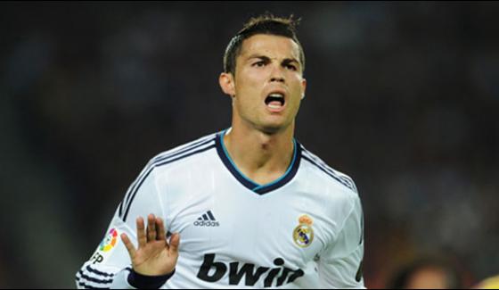 With 13 Billion Earnings Ronaldo Is Ahead Of All Other Footballers