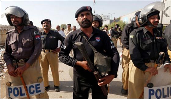 Karachi Police Arrested 17 Including Smugglers And Murderer In Operations