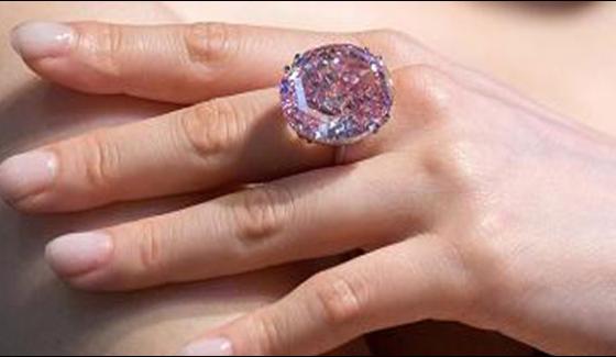 Pink Diamond Auctioned For Record 7 Billion And 46 Cror In Hong Kong